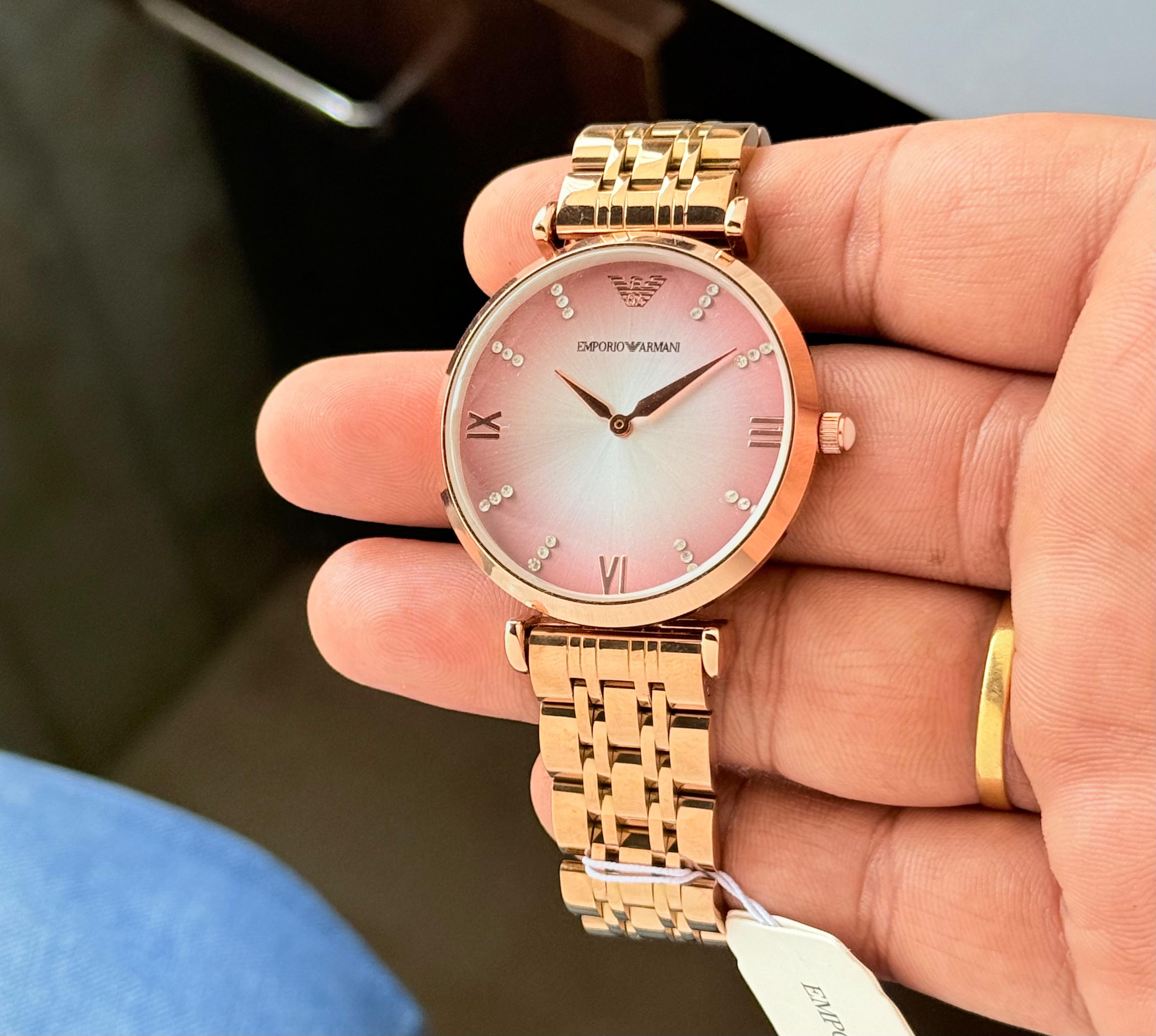 Armani sleek Analog watch with explode Gianni T-Bar dial First Copy Watches